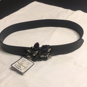 Doncaster Women’s black leather belt
